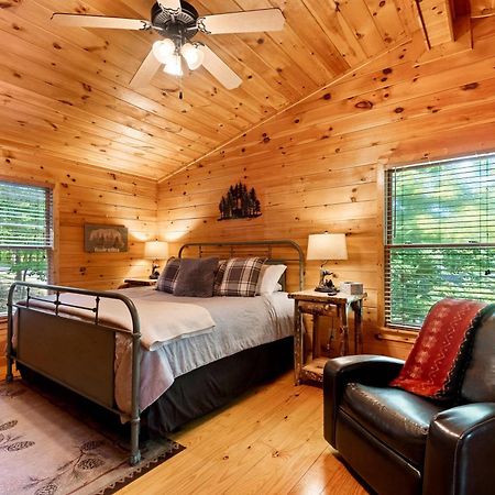 Lakeside Retreat Hot Tub Fishing Hiking Ellijay Bagian luar foto