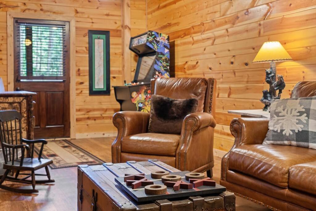 Lakeside Retreat Hot Tub Fishing Hiking Ellijay Bagian luar foto