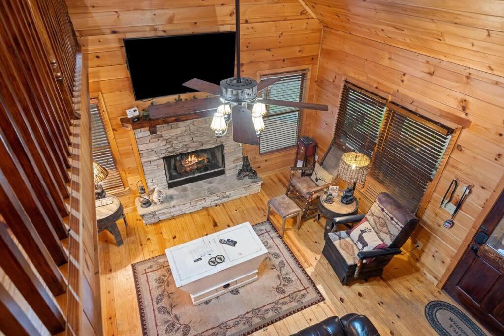 Lakeside Retreat Hot Tub Fishing Hiking Ellijay Bagian luar foto