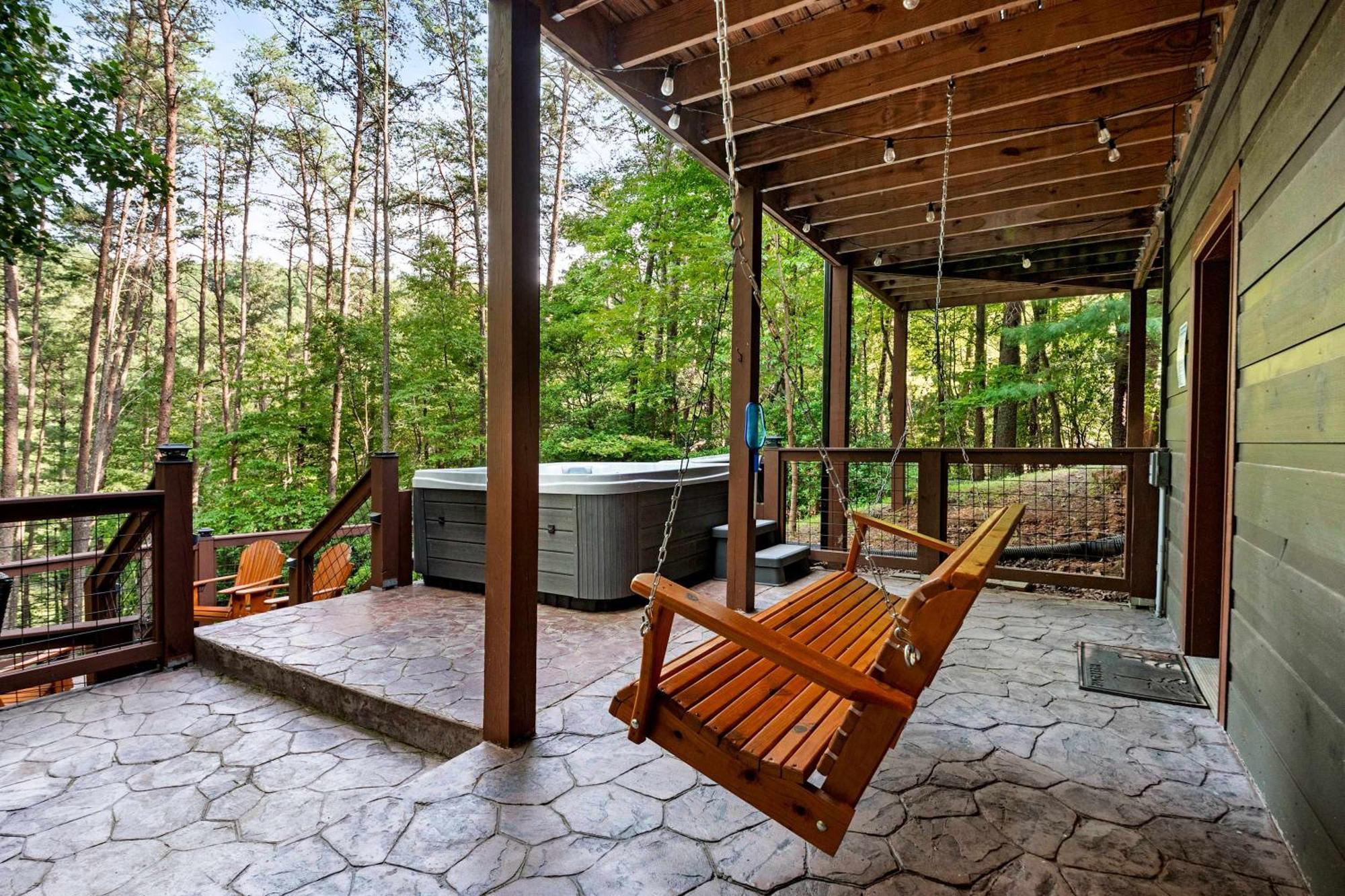 Lakeside Retreat Hot Tub Fishing Hiking Ellijay Bagian luar foto